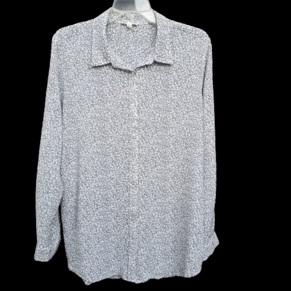 Pink hearts long sleeve button up shirt sz XL